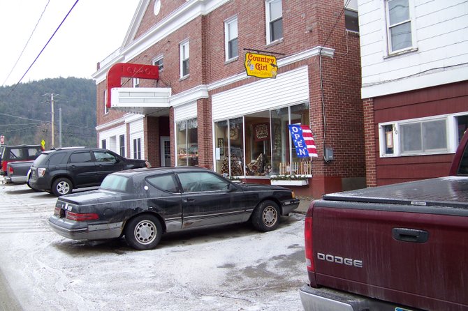 The Tri-Lakes Business Alliance is seeking to draw more traffic into the hamlets of northern Warren County to boost commerce and revitalize downtowns. Although Chestertown’s commerce particularly has been struggling in recent years, one leading example of success is Country Girl Crafts & Quilts which routinely attracts people to Chestertown for its unique offerings.